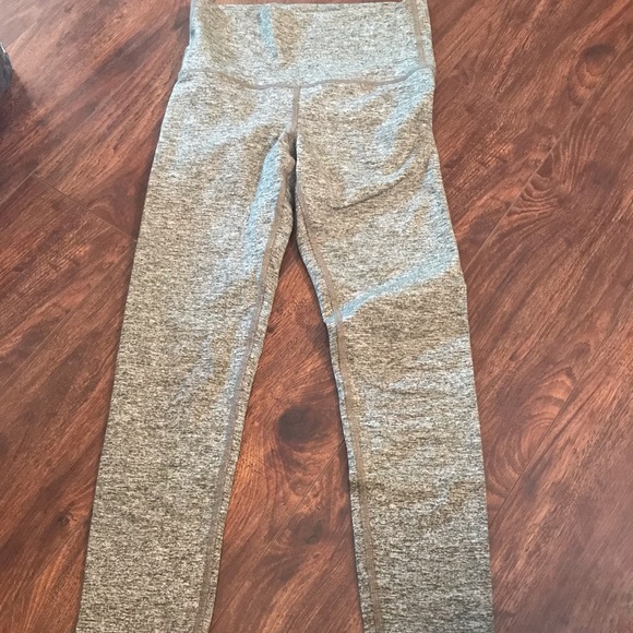 Size 10 ivivva leggings - Picture 1 of 4